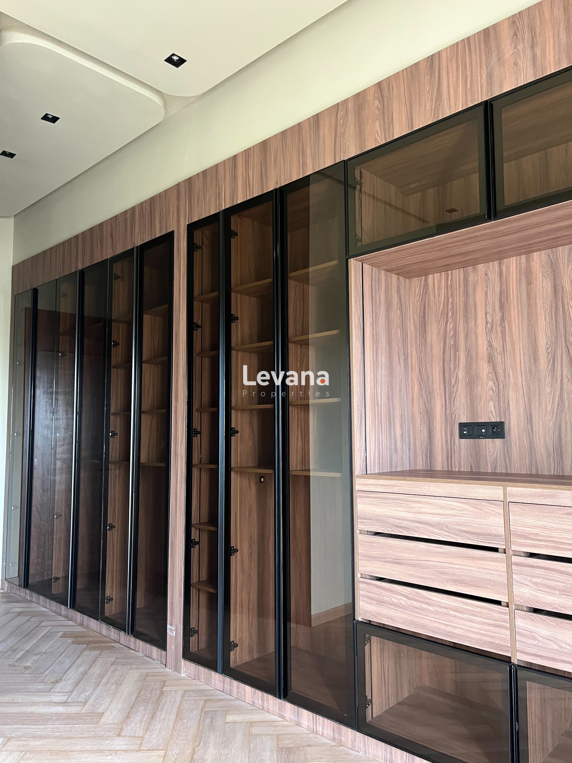 Appartement de luxe avec piscine et jardin