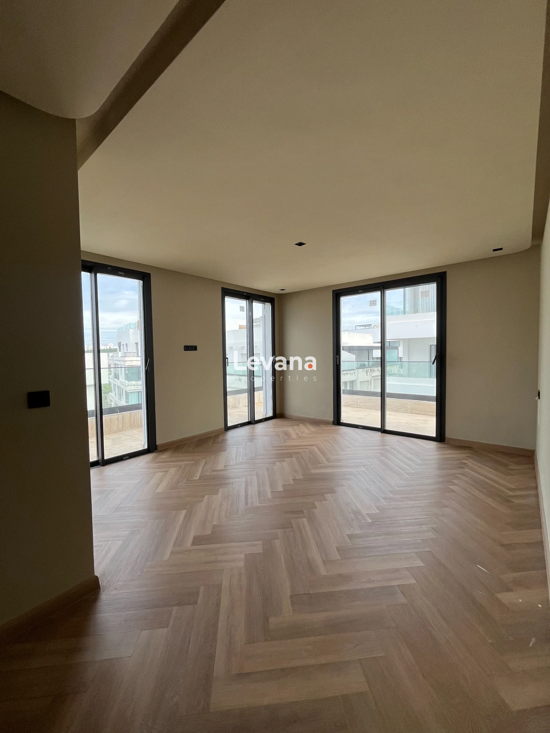 3 bedrooms, 2 baths