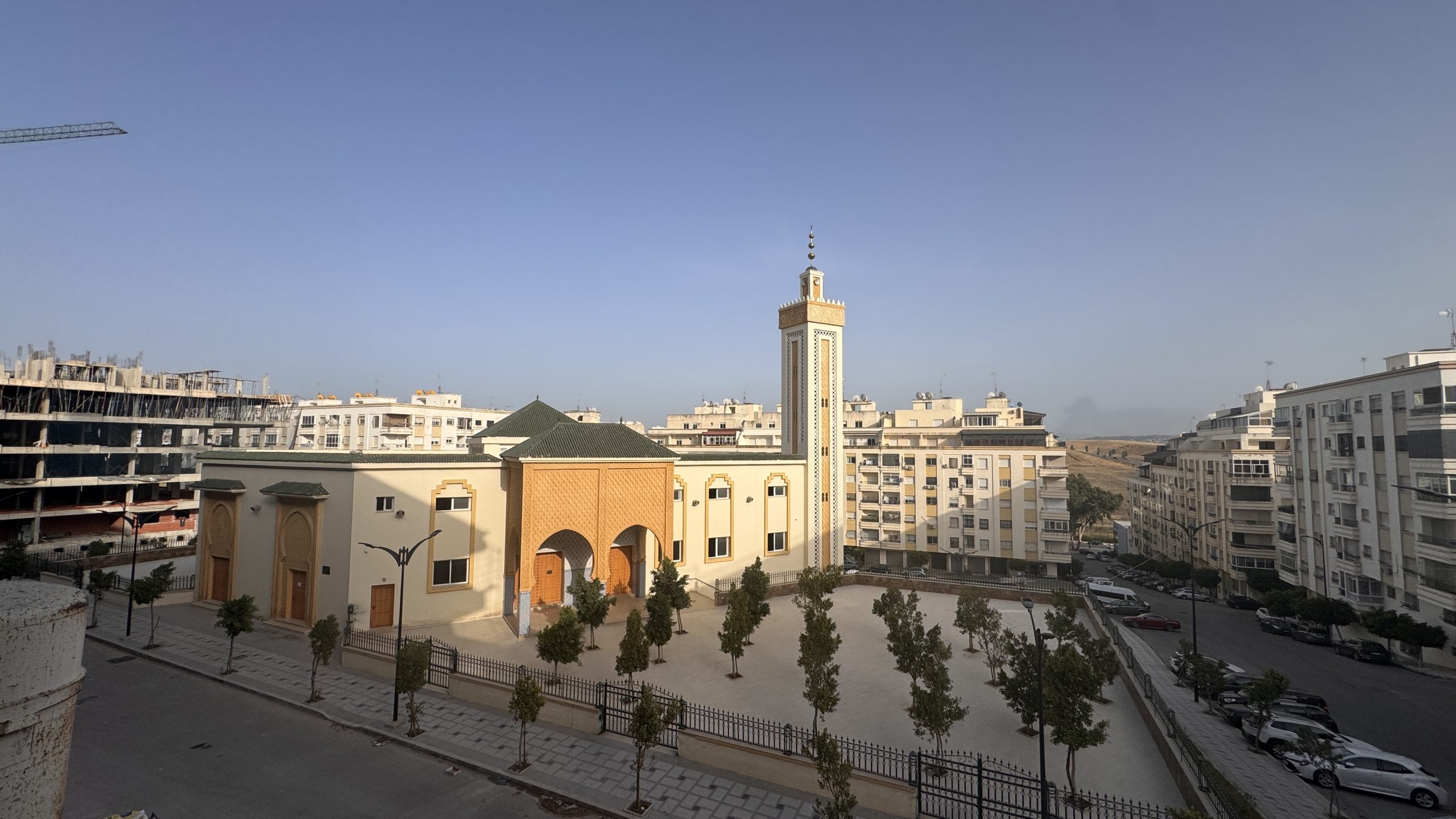 Riad Salam Moyen Standing